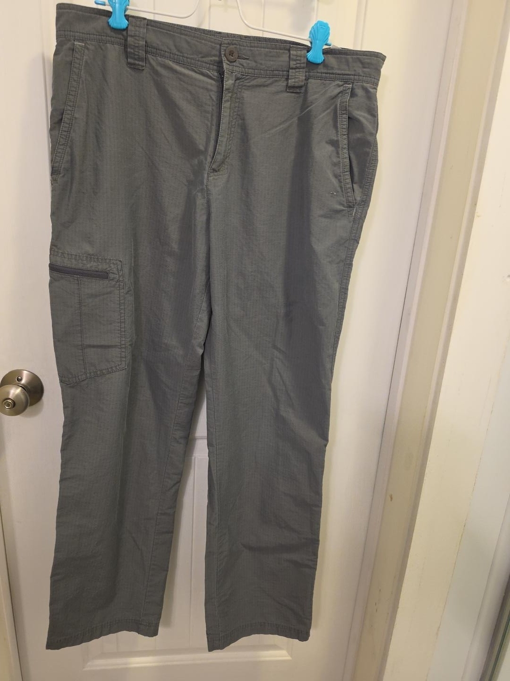 Men's Gray Cargo Pants with Side Utility Pocket